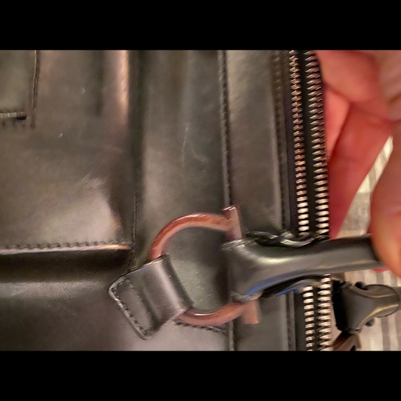 Salvatore Ferragamo purse black - Picture 6 of 16